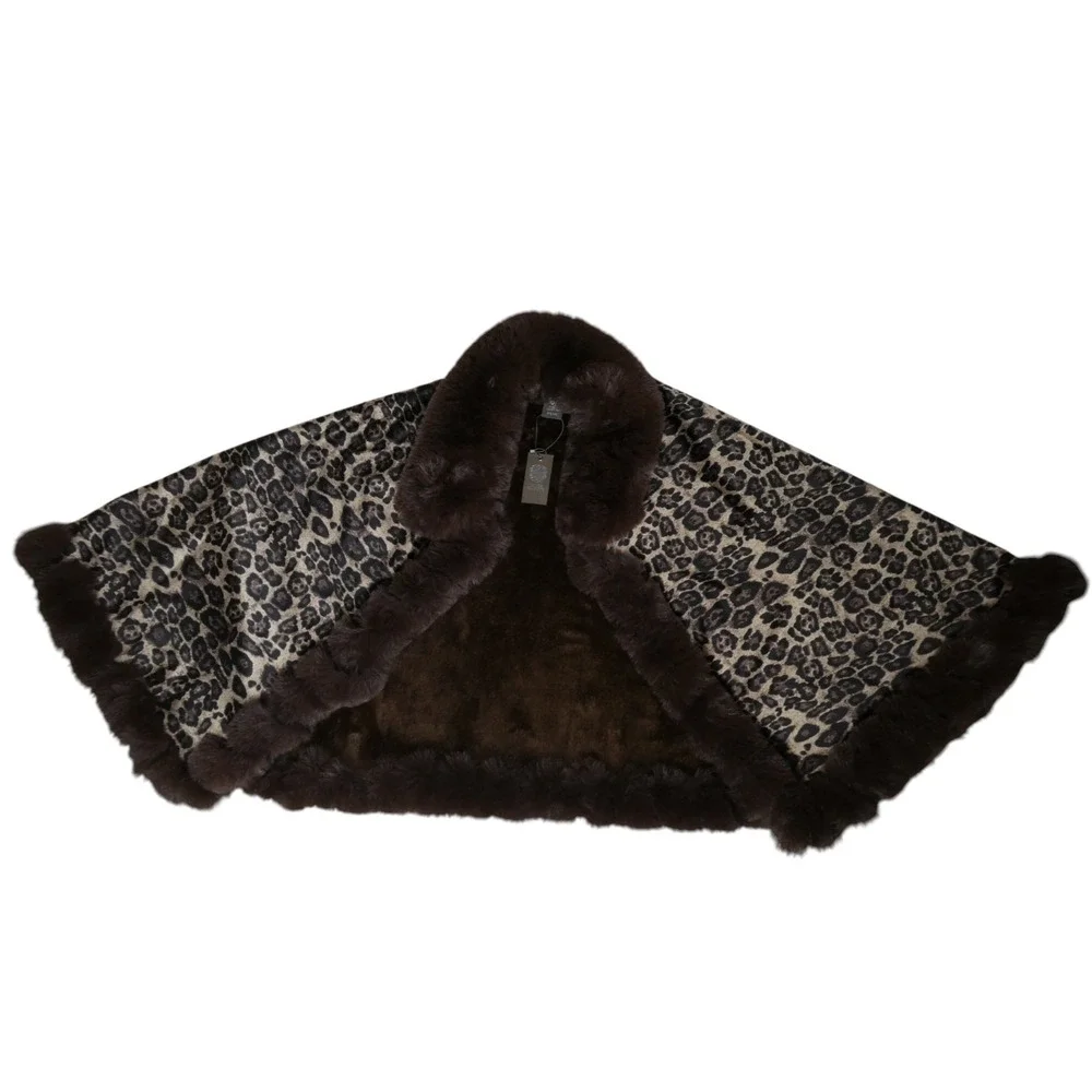 Vince Camuto OS Open Neck Leopard Print Fur Trim Shawl V4642533 – One‎ Size